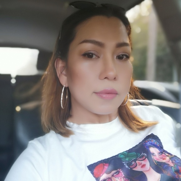 Meet your Posher, Ailene - Picture 1 of 1